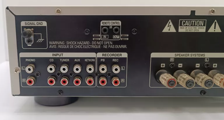 WZMACNIACZ DENON PMA-520AE