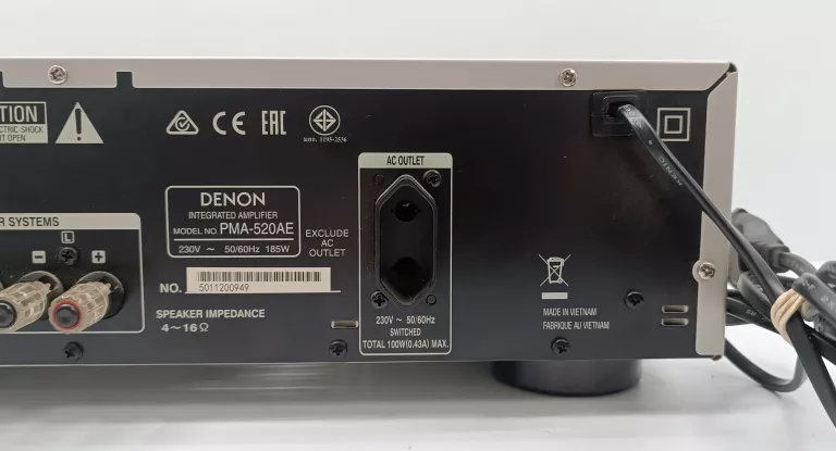 WZMACNIACZ DENON PMA-520AE