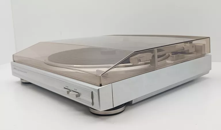 GRAMOFON DENON DP-29F