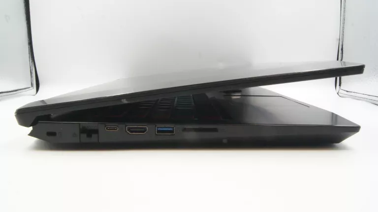 ACER NITRO 5 I5-8250U/8GB/1TB/GEFORCE MX150/WIN10