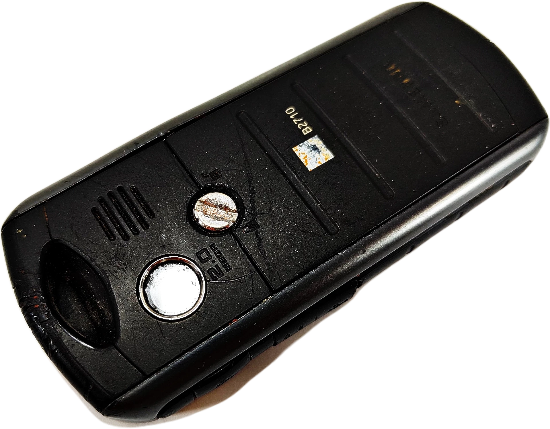 samsung-b2710-solid-noir-black-bluetooth-ip67-48-mb-30-mb-przekatna-ekranu-200