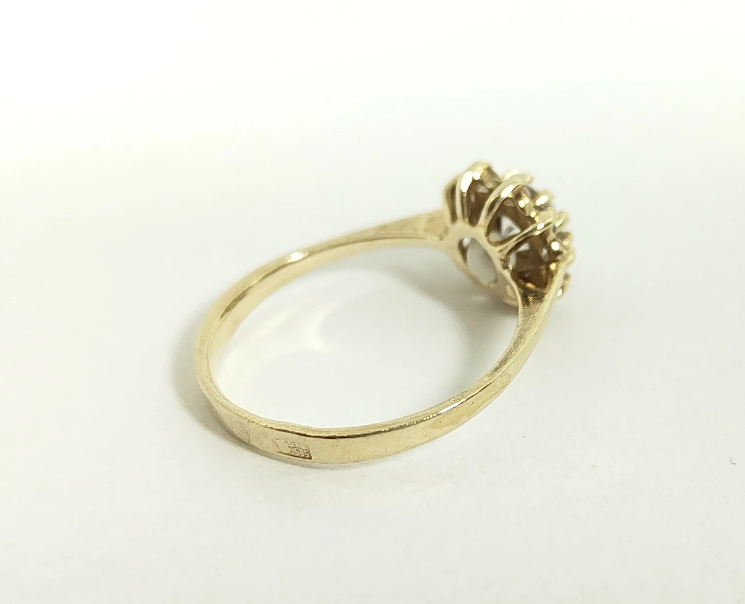 piekny-zloty-pierscionek-209g-585-rodzaj-wyrob-jubilerski