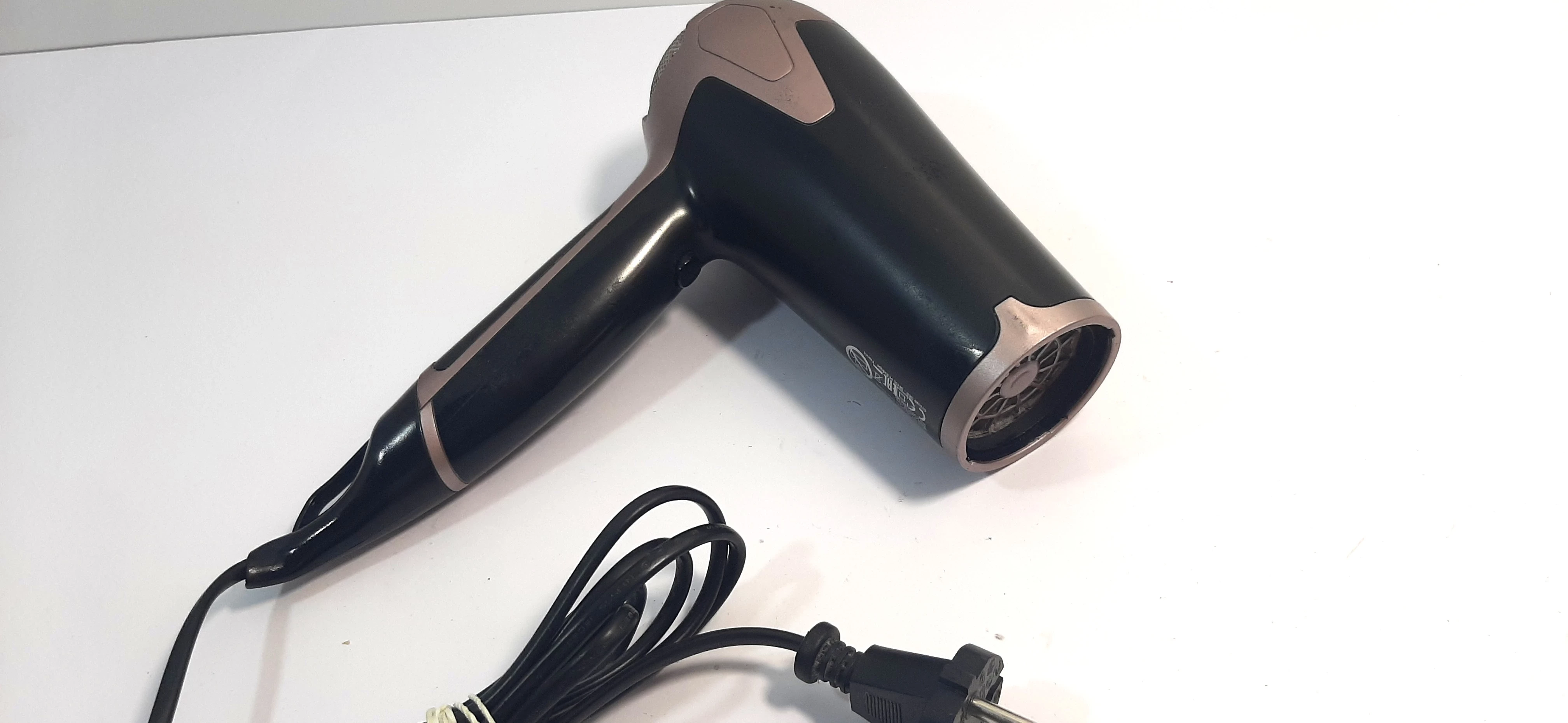 suszarka-rowenta-studio-dry-cv5361-liczba-predkosci-nadmuchu-3