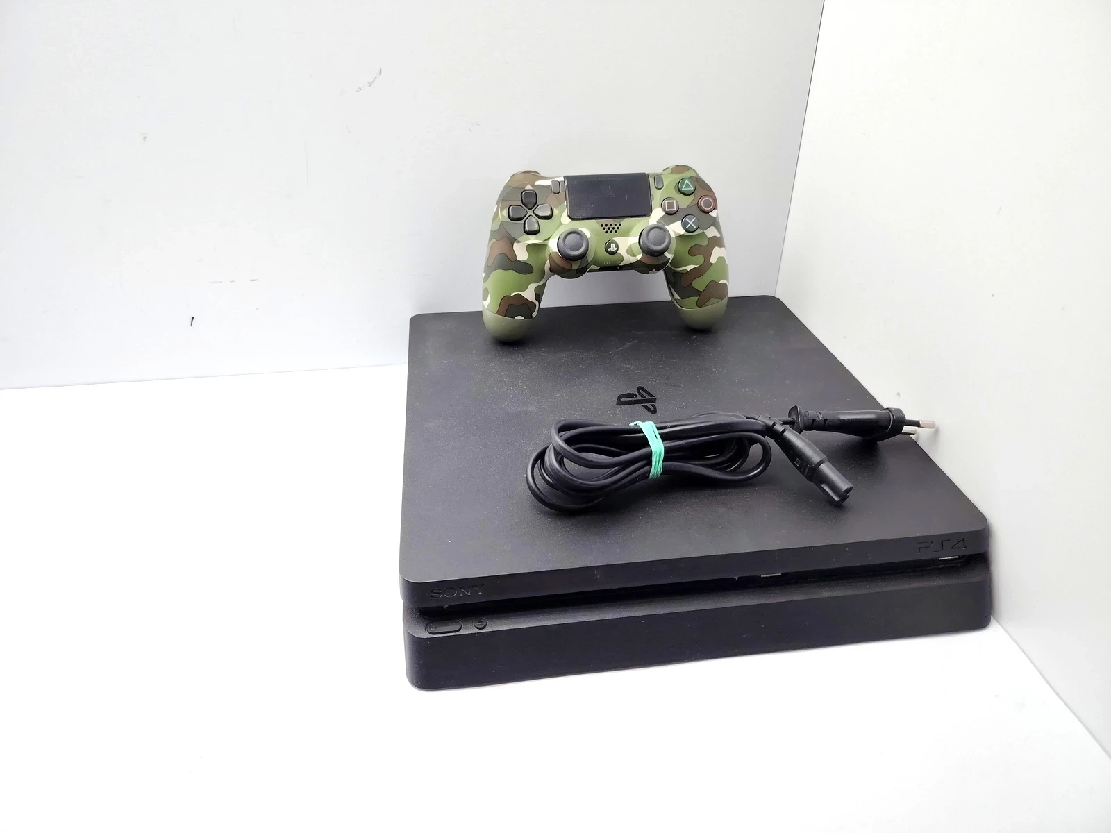 konsola-sony-ps4-slim-500gb-cuh-2116b-rynek-20-gostynin-fly