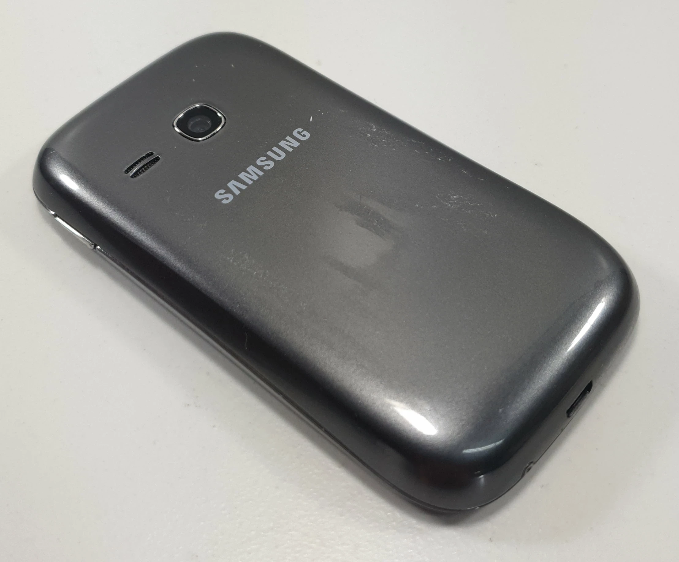 samsung-galaxy-young-gt-s6310-typ-smartfon