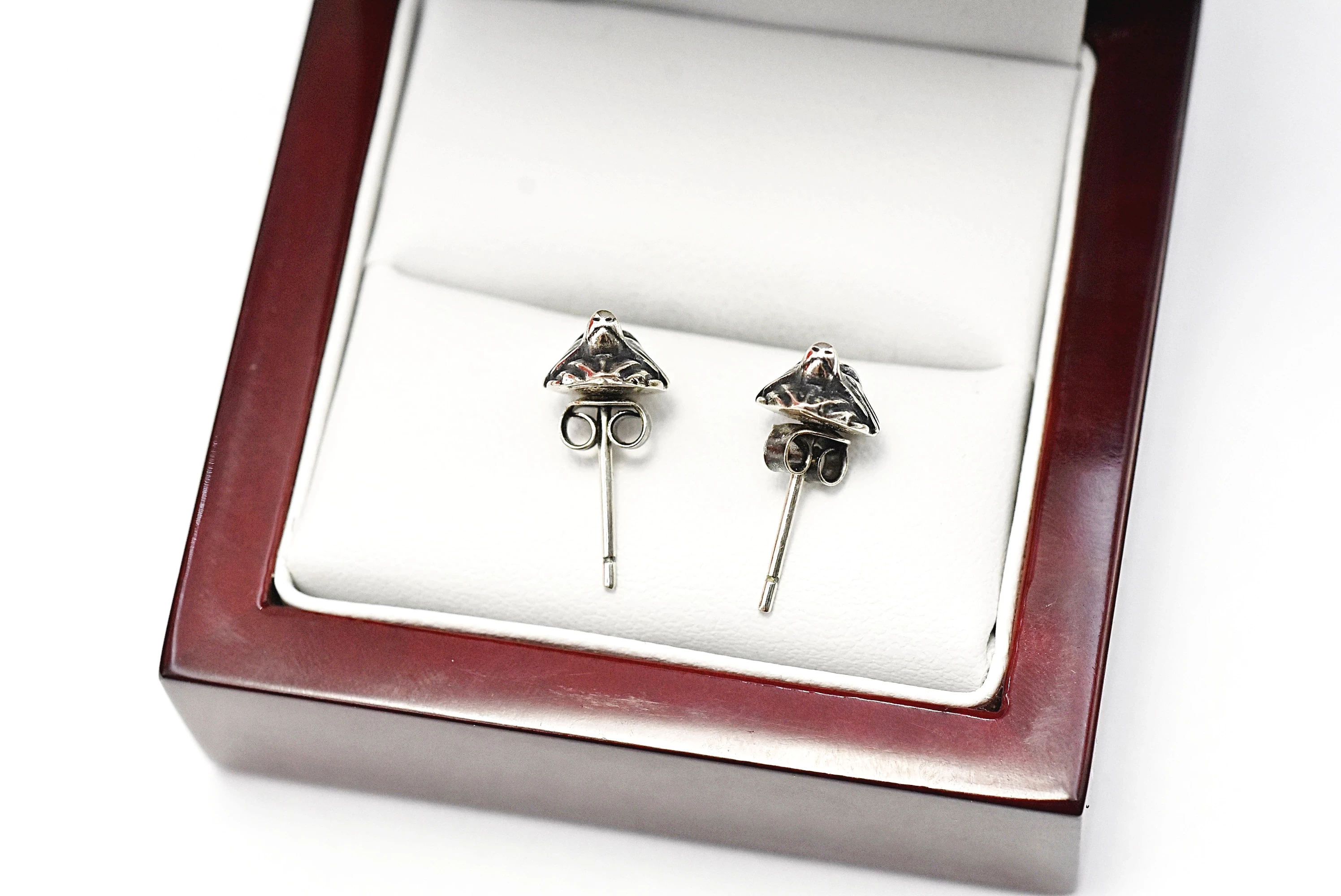 komplet-kruk-freedom-wolf-edition-925-935-kolczyki-pierscionek-r-14-osiedle-czecha-96-poznan