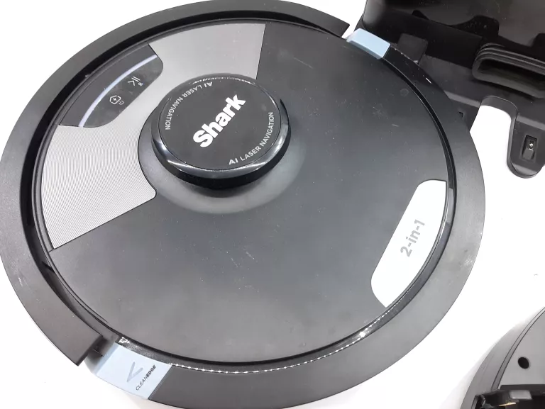 ROBOT SPRZĄTAJĄCY SHARK AI ULTRA 2-IN-1 USZKODZONY