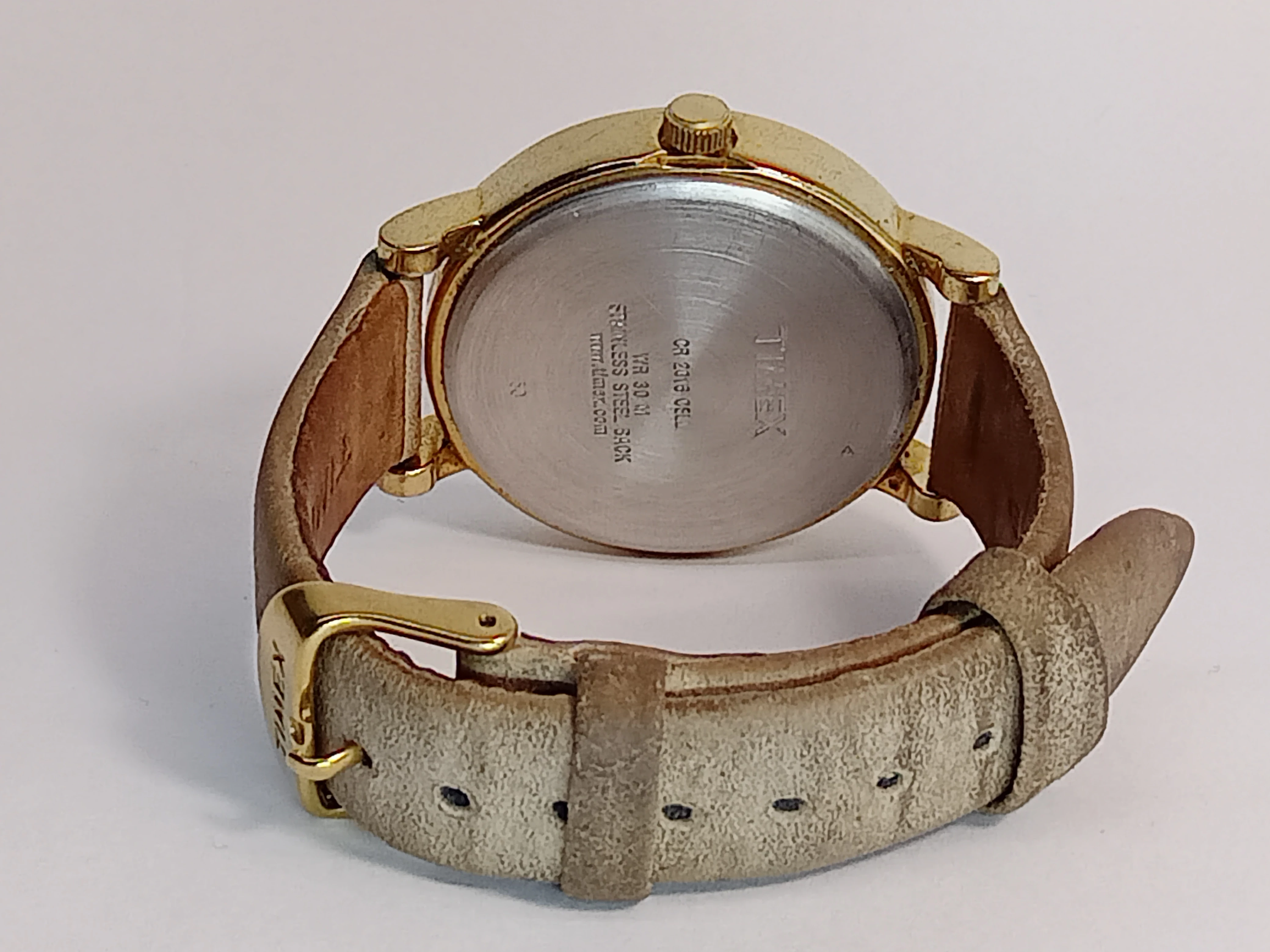 zegarek-timex-cr2016-cell-ksztalt-koperty-okragla