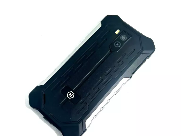 TELEFON HAMMER IRON 3
