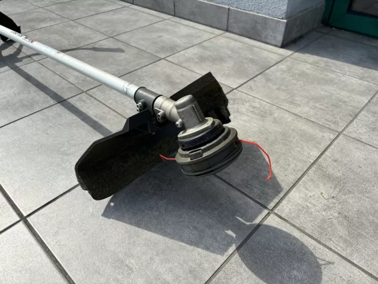 KOSA PODKASZARKA SPALINOWA OLEO-MAC BCH 250 T