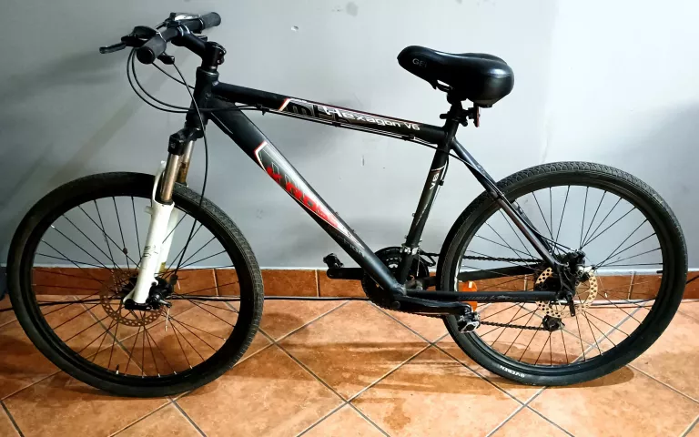 ROWER GÓRSKI KROSS HEXAGON V6 26 CALI