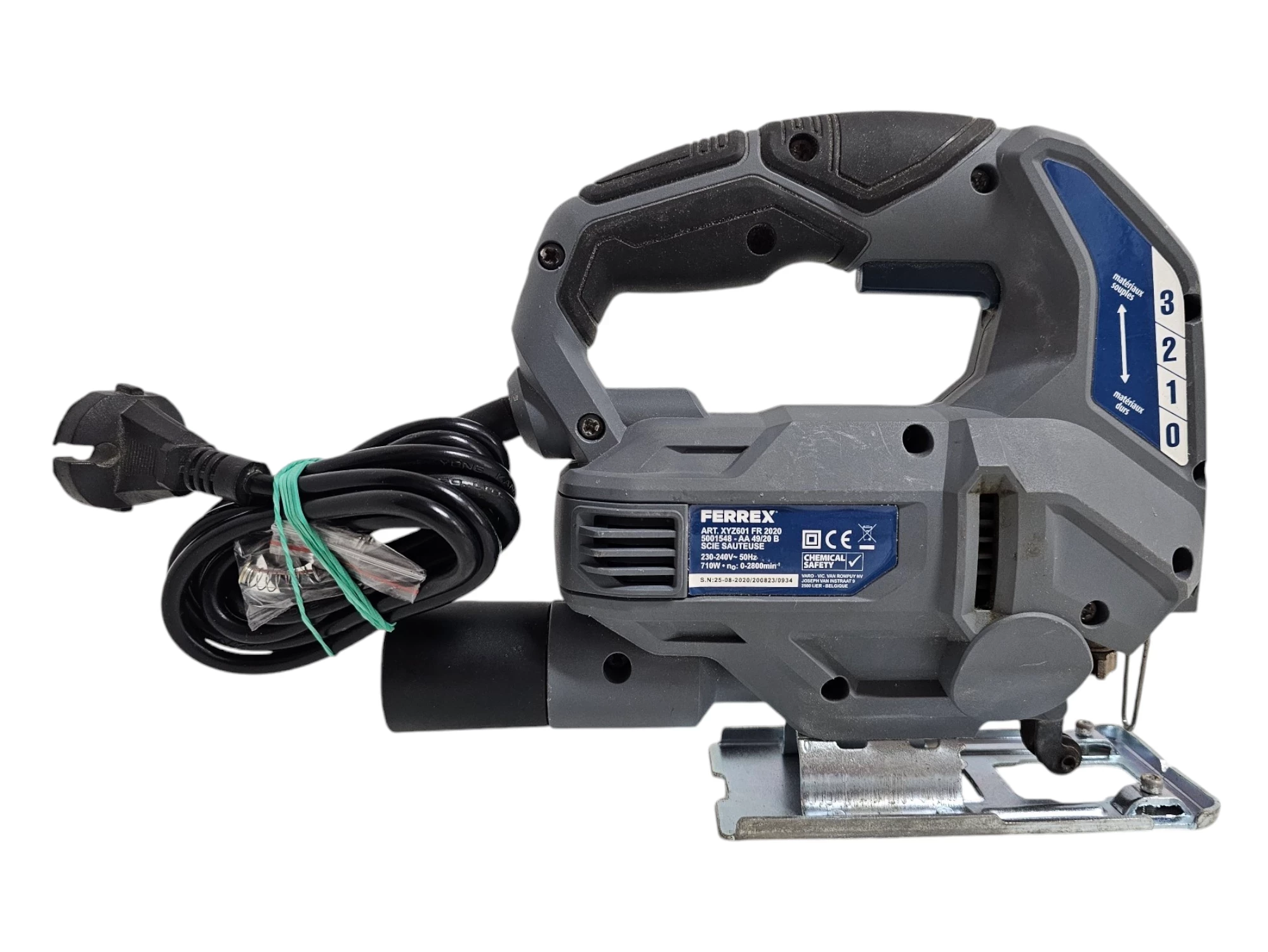 mocna-wyrzynarka-ferrex-710w-regulacja-podswietlenie-ean-gtin-8002212010176