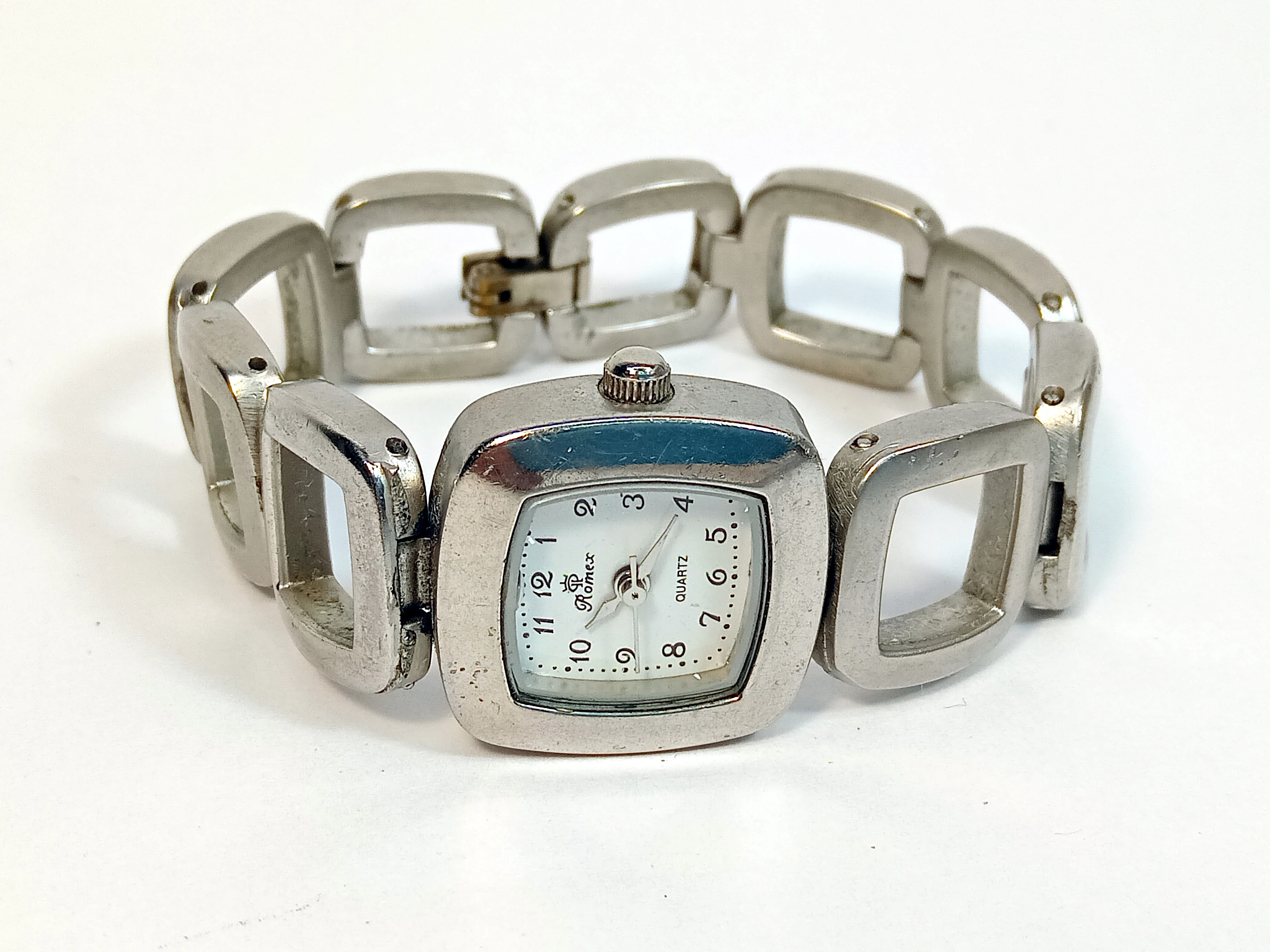 zegarek-romex-t746-mechanizm-kwarcowy