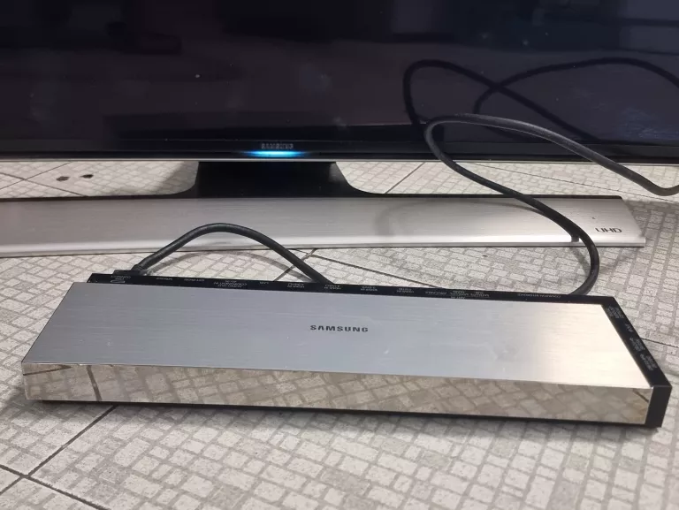 TELEWIZOR SAMSUNG UE55HU8500L