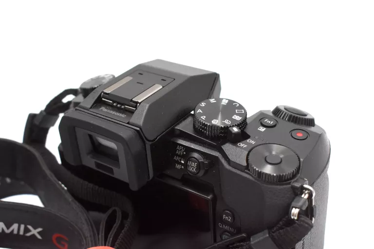 APARAT PANASONIC LUMIX DMC-G7 /TORBA #OPIS