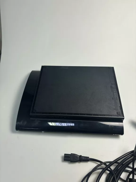 KONSOLA PS3 CECH-40004A / 2 PADY / OKABLOWANIE / KIEROWNICA