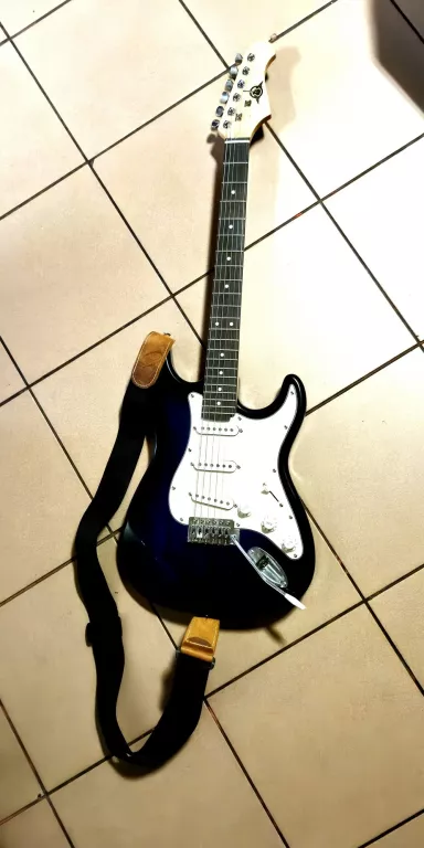 gitara-elektryczna-sounder-dc15-stratocaster-stan-uzywany
