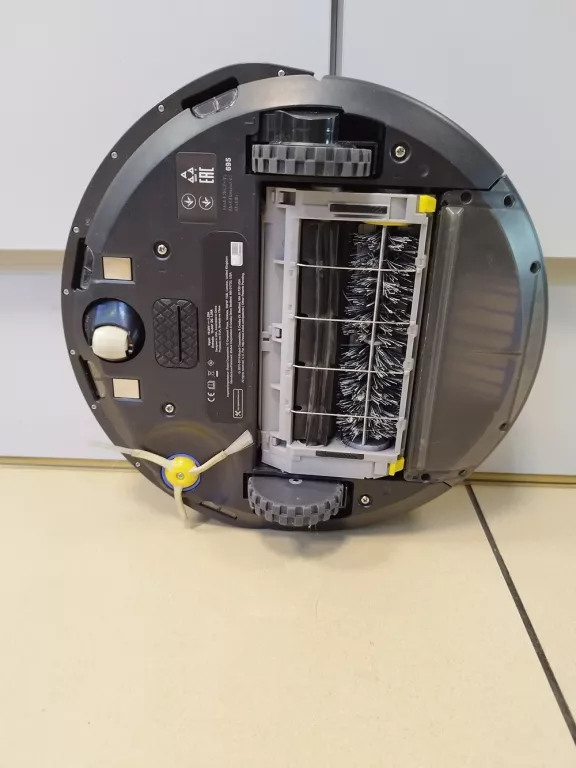 ROBOT SPRZĄTAJĄCY IROBOT ROOMBA 695