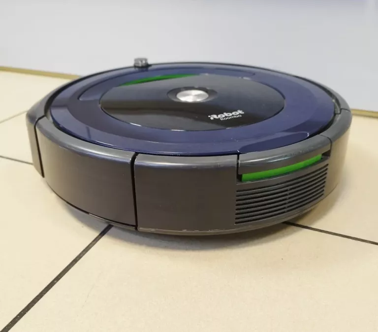 ROBOT SPRZĄTAJĄCY IROBOT ROOMBA 695