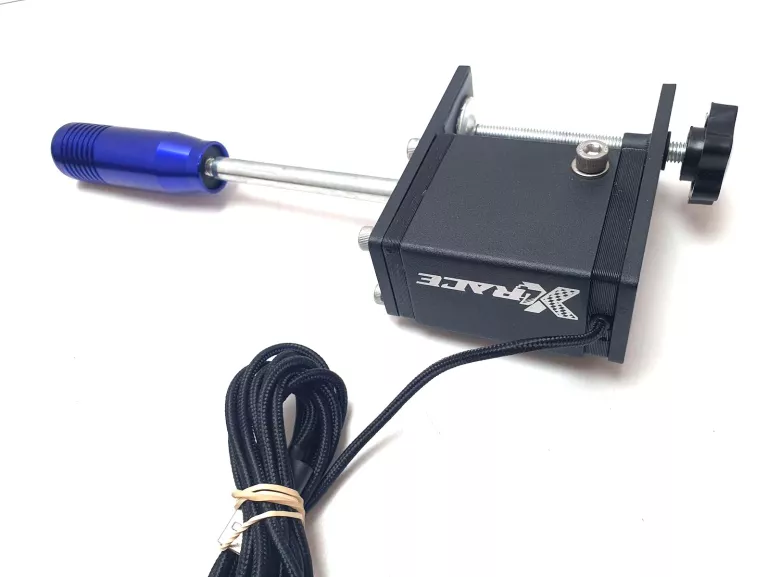 kierownica-thrustmaster-t300-alcantara-biegi-reczny-model-t300-ferrari-alcantara