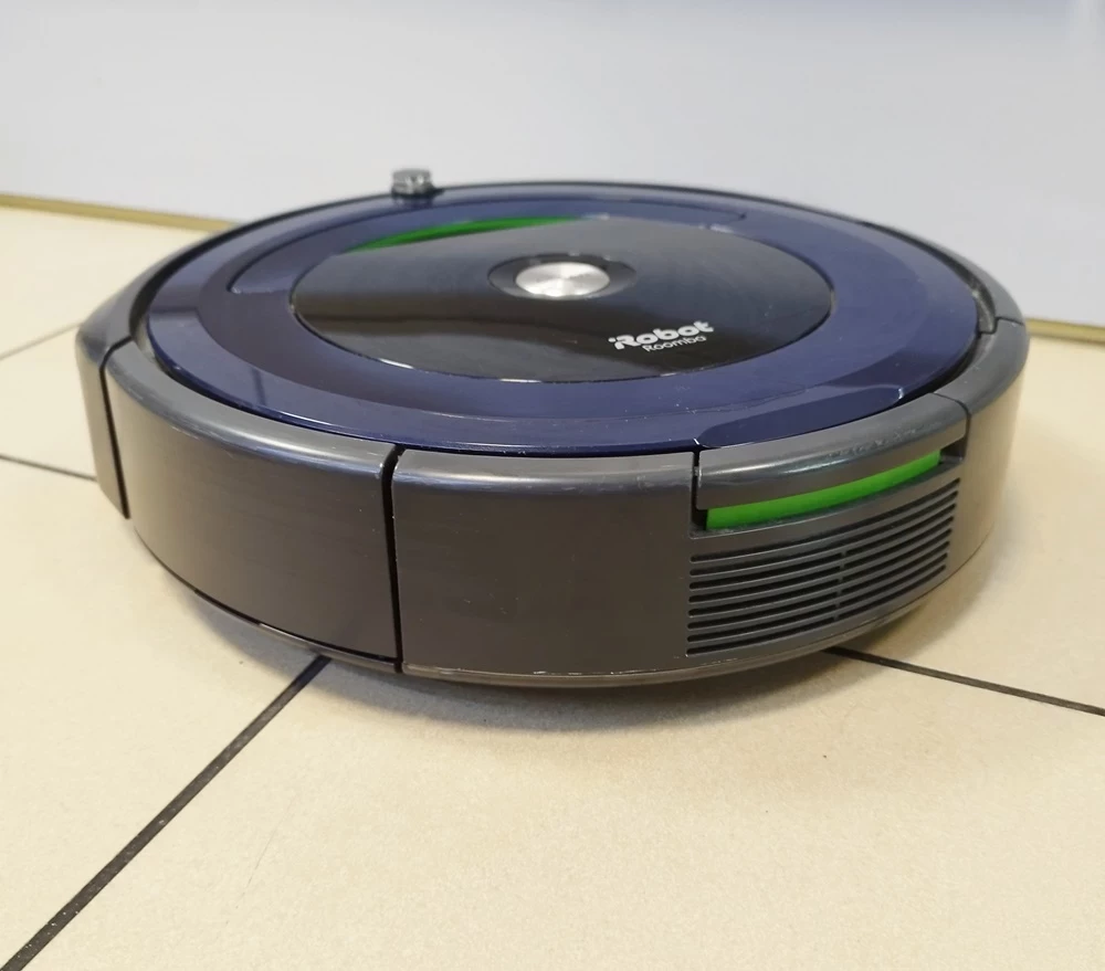 robot-sprzatajacy-irobot-roomba-695-kod-producenta-hdroooai6000000