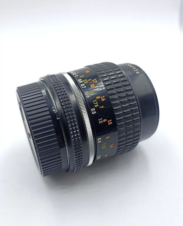 OBIEKTYW NIKKOR MICRO 55 MM F2,8 OPIS !!!