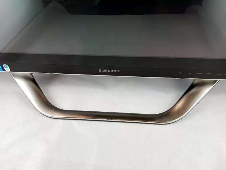 KOMPUTER AIO SAMSUNG DP700A3D I5-3570T/ 23''/ 8GB / 512GB / WIN 10
