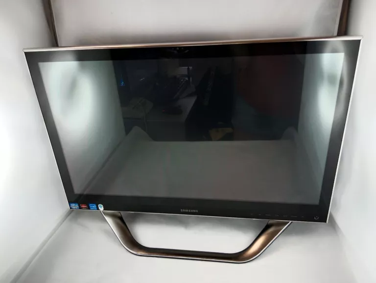 KOMPUTER AIO SAMSUNG DP700A3D I5-3570T/ 23''/ 8GB / 512GB / WIN 10