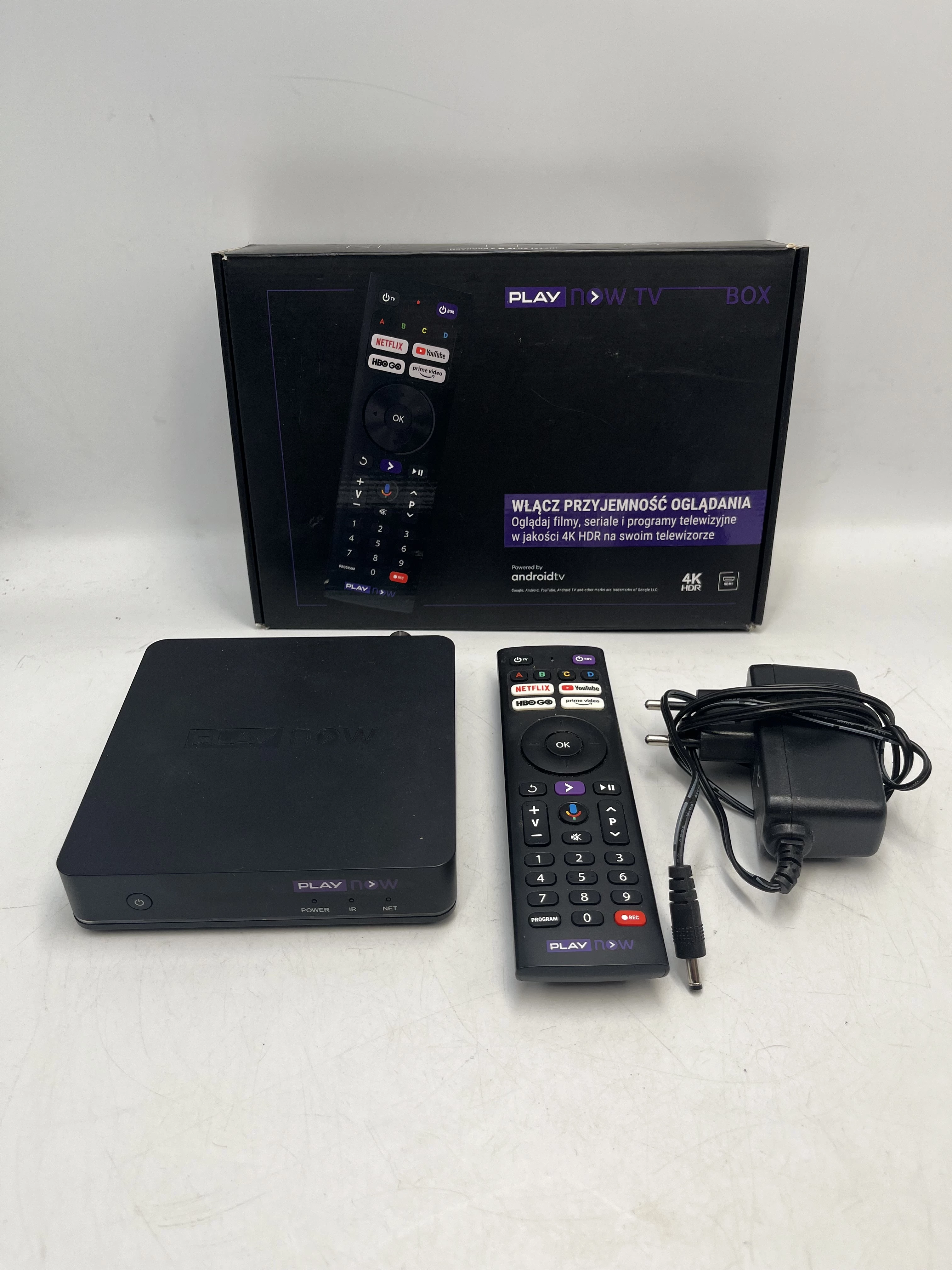 play-now-tv-box-4k-komplet-hallera-10-piastow