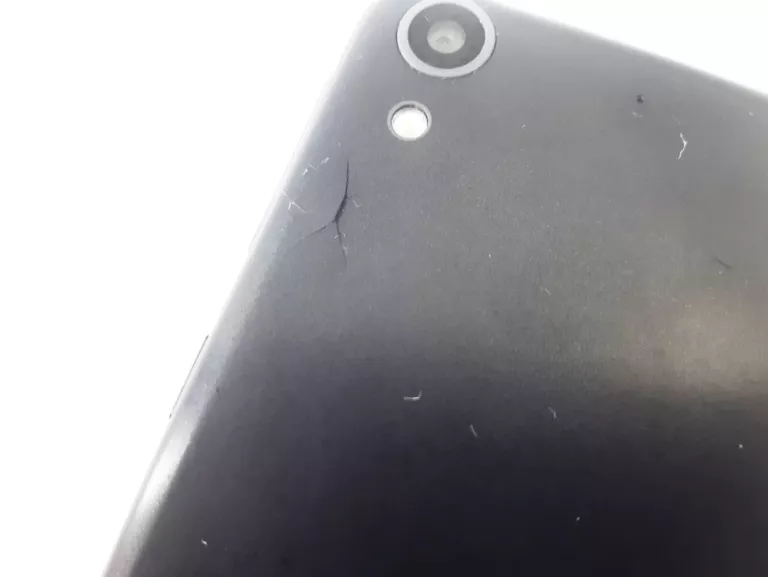 TELEFON HTC DESIRE 626