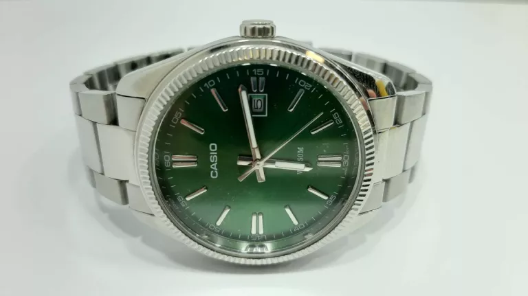 ZEGAREK CASIO 2784