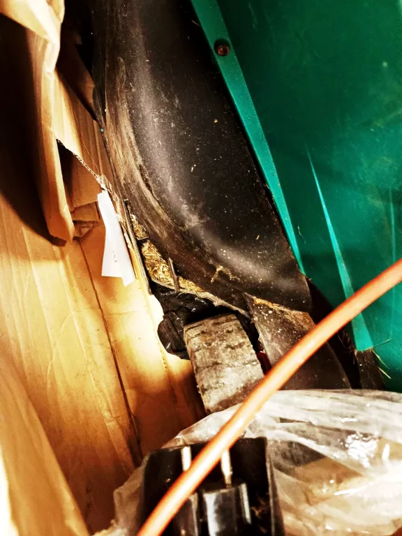 kosiarka-elektryczna-bosch-arm-37-1400-w-uszkodzona-kod-producenta-06008a6201