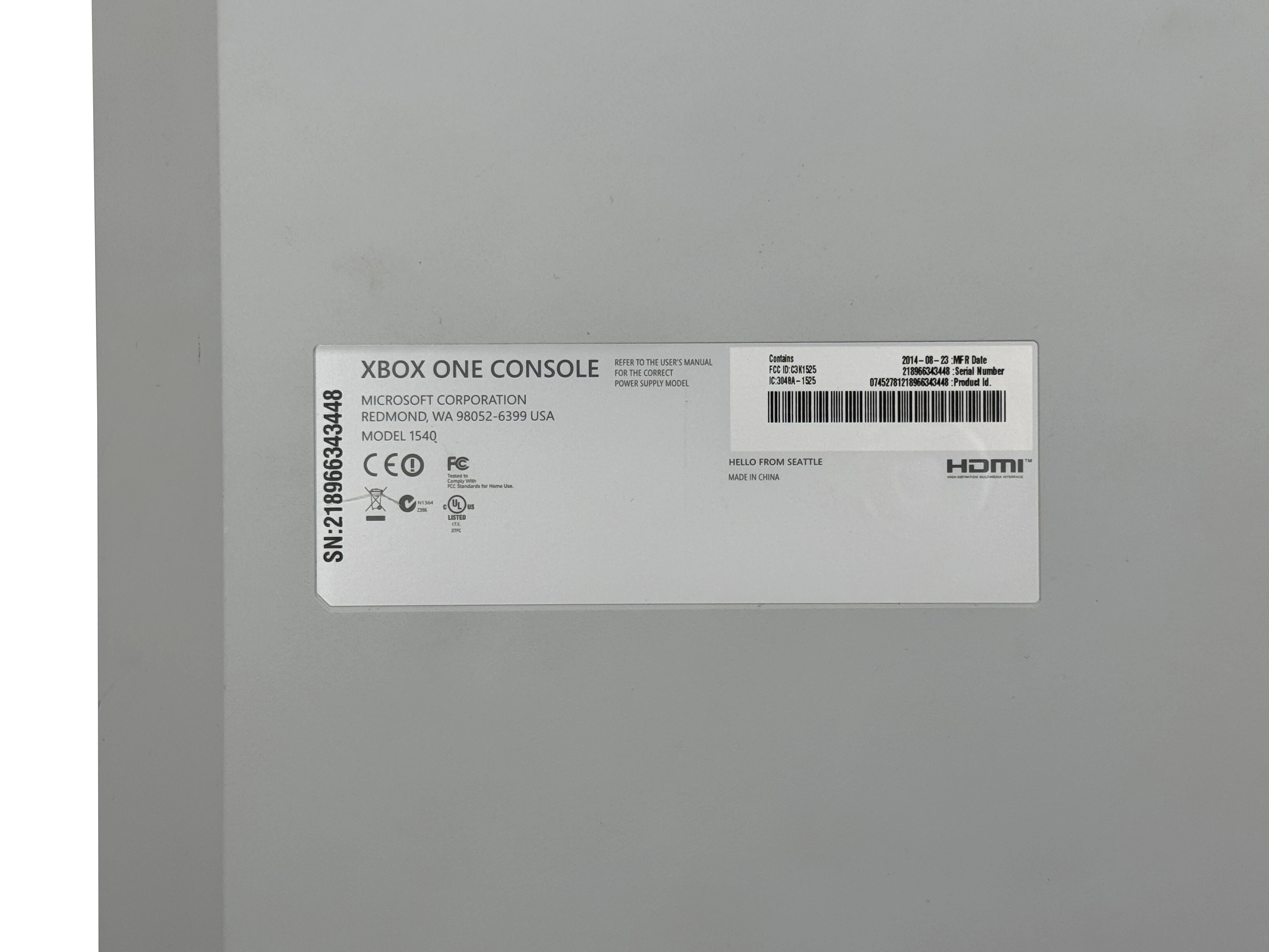 konsola-microsoft-xbox-one-model-1540-500gb-white-edition-pad-gry-w-zestawie-tak