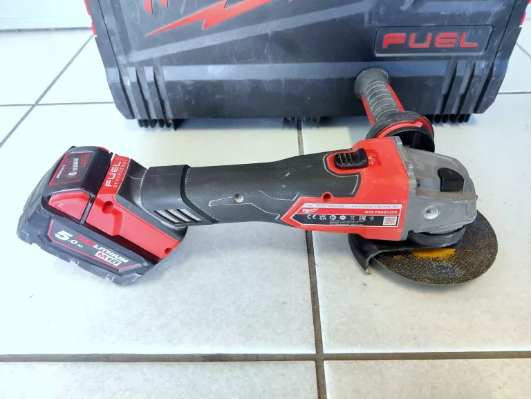 SZLIFIERKA KĄTOWA MILWAUKEE M18 FSAG125X