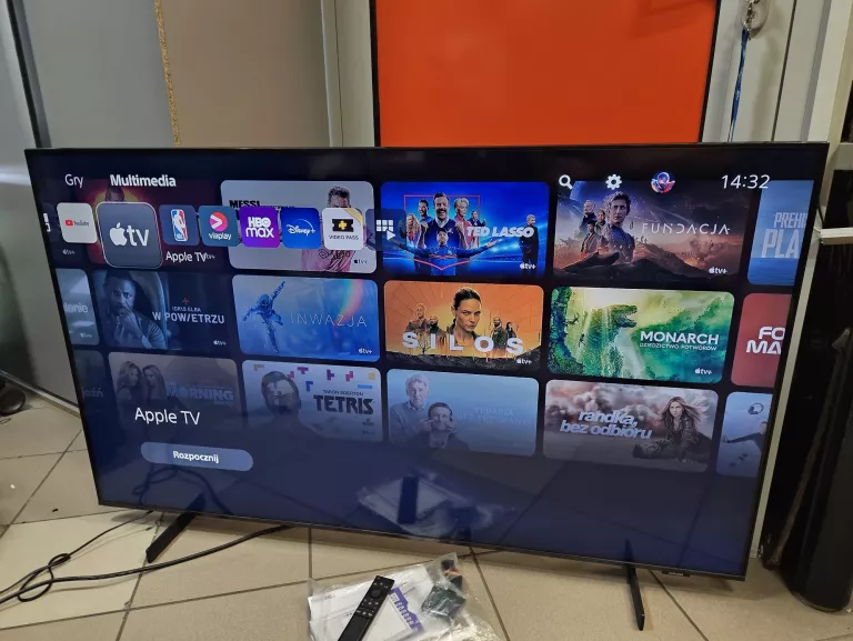 TELEWIZOR SAMSUNG UE55AU8002K 55" LED 4K TIZEN PILOT NOGI