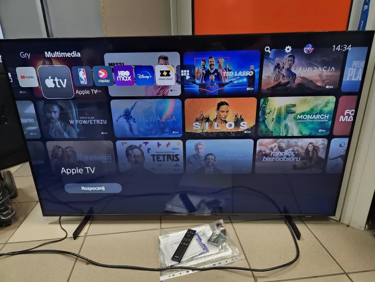 telewizor-samsung-ue55au8002k-55-led-4k-tizen-pilot-nogi-smart-tv-tizen