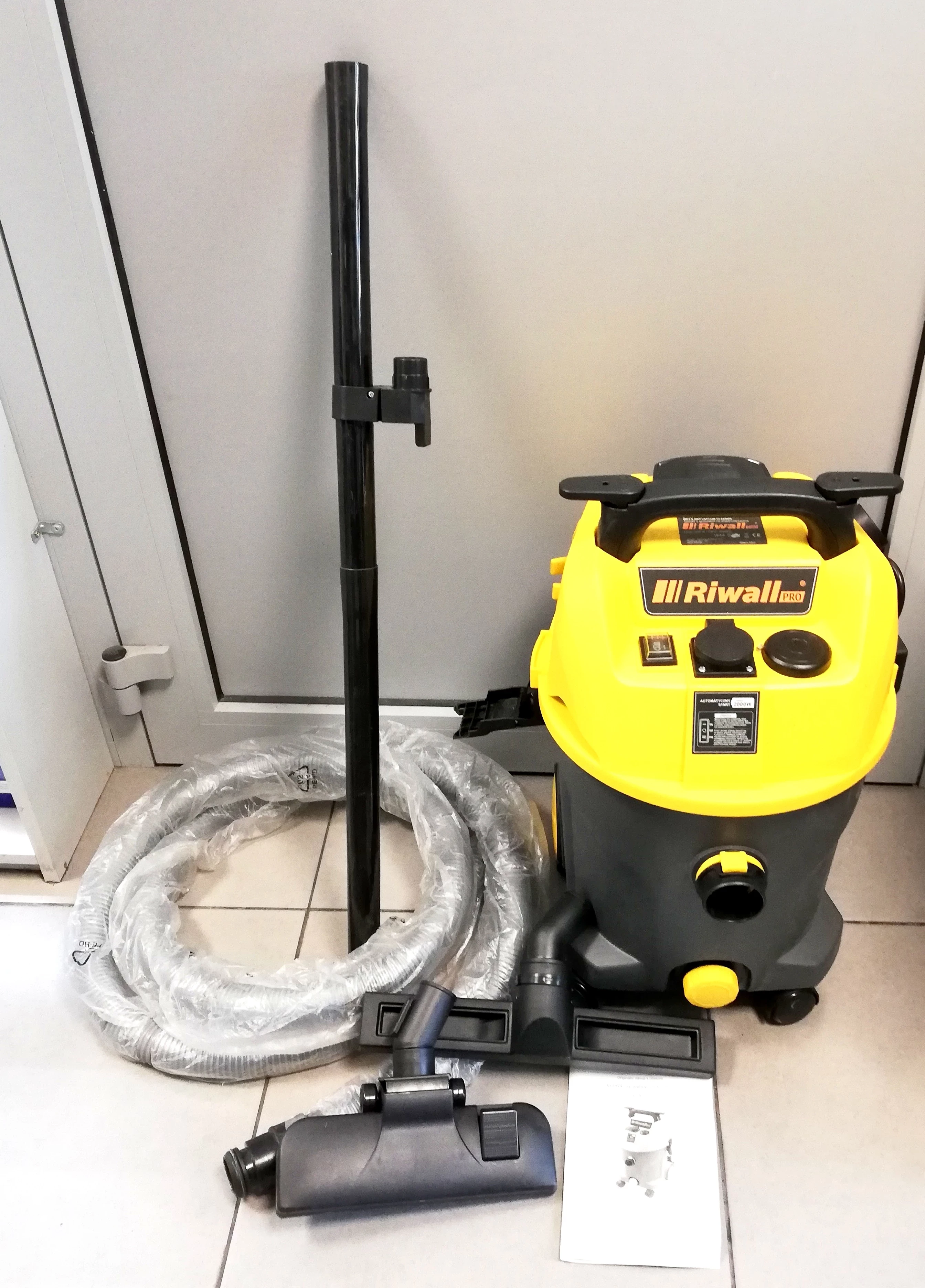 odkurzacz-przemyslowy-riwall-pro-zyga-3000-koncowki-caly-komplet-3-maja-105-dabrowa-gornicza