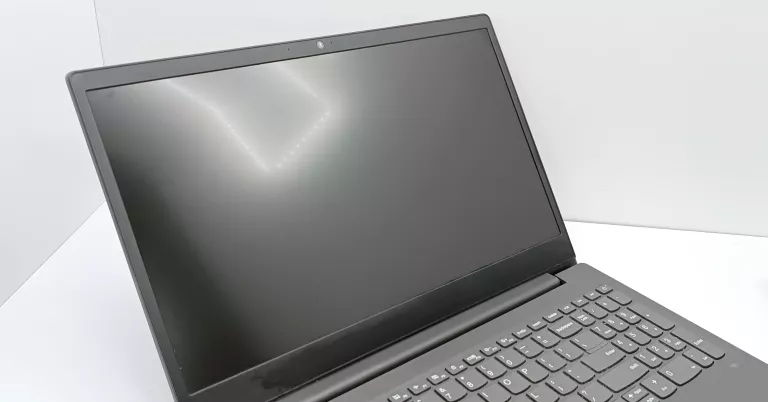 LAPTOP LENOVO V15-IIL 12/256 GB CORE I5-10 W11