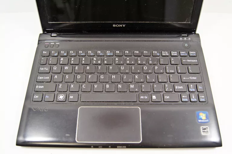 laptop-sony-vaio-torba-myszka-ladowarka-przekatna-ekranu-1160