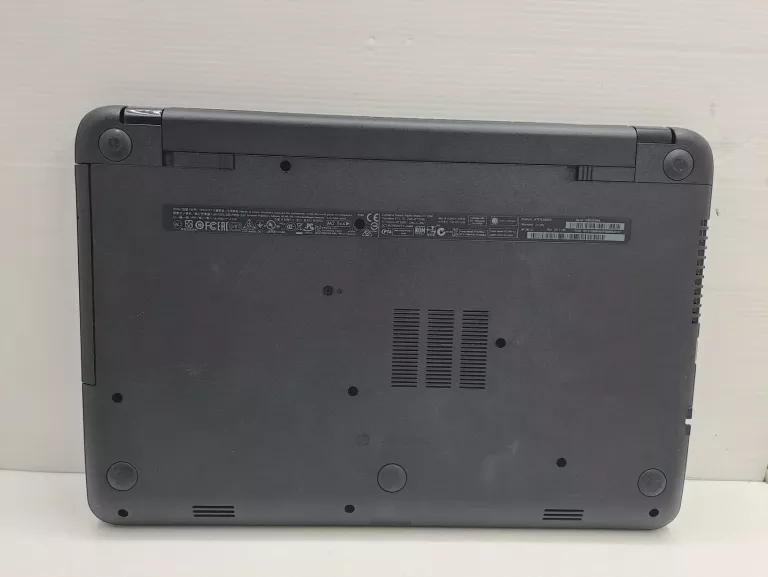 LAPTOP HP 250 G3 15,6" INTEL CELERON DUAL-CORE 4 GB / 256 GB WIN11