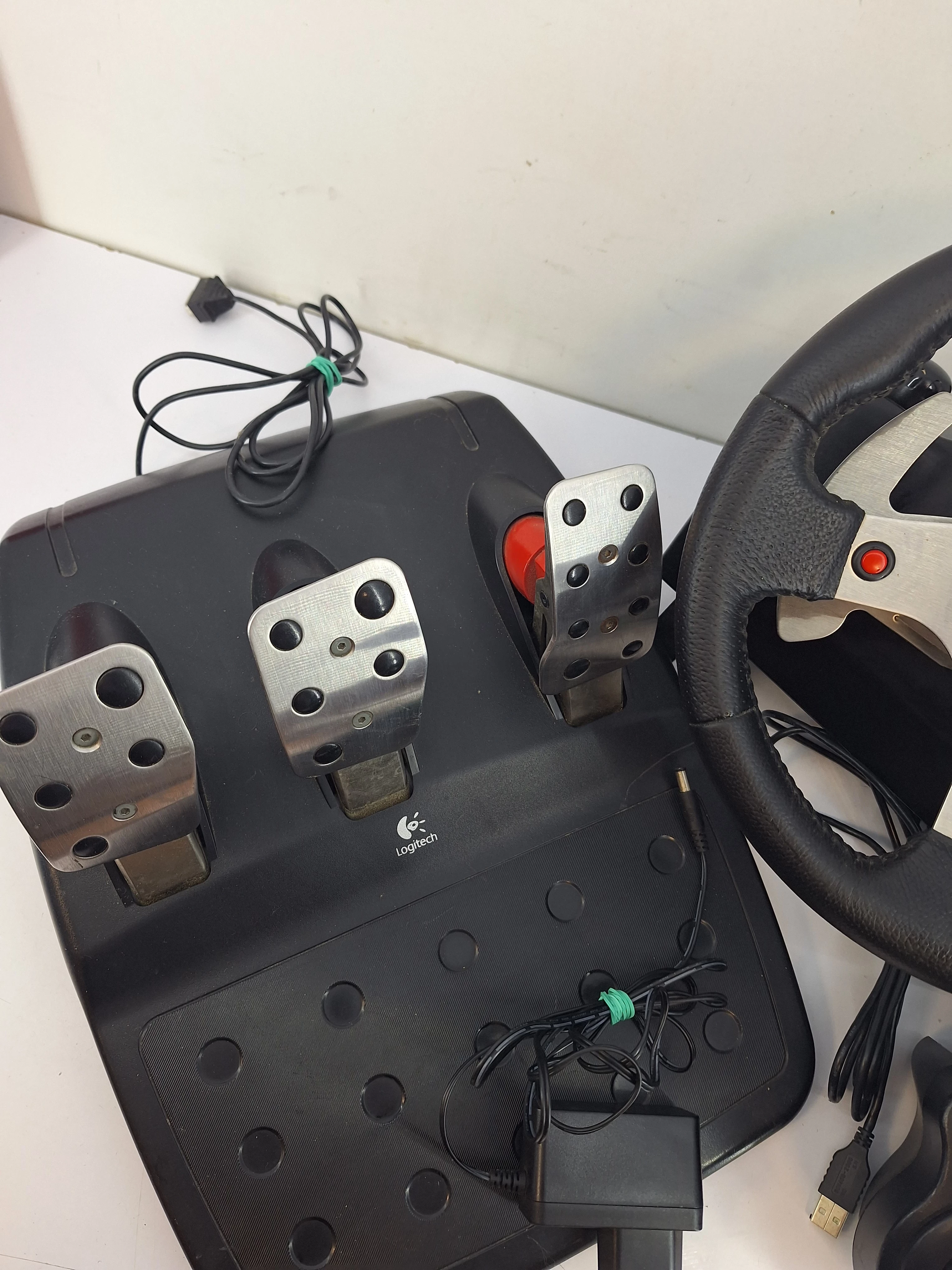 zestaw-logitech-g25-kierownuica-biegi-pedaly-ean-gtin-5099206000025