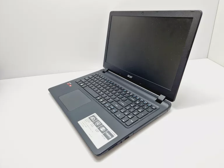 LAPTOP ACER ASPIRE ES 15 (N16C2) 4 GB / 1 TB HDD