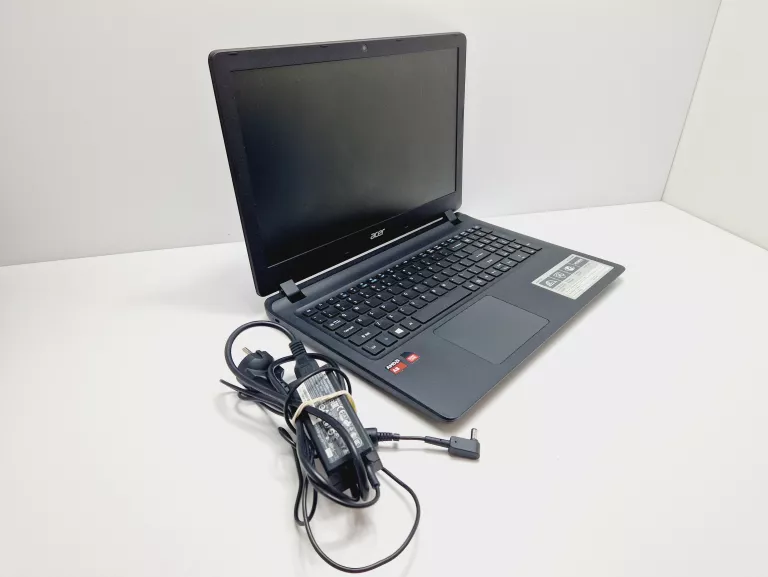 LAPTOP ACER ASPIRE ES 15 (N16C2) 4 GB / 1 TB HDD
