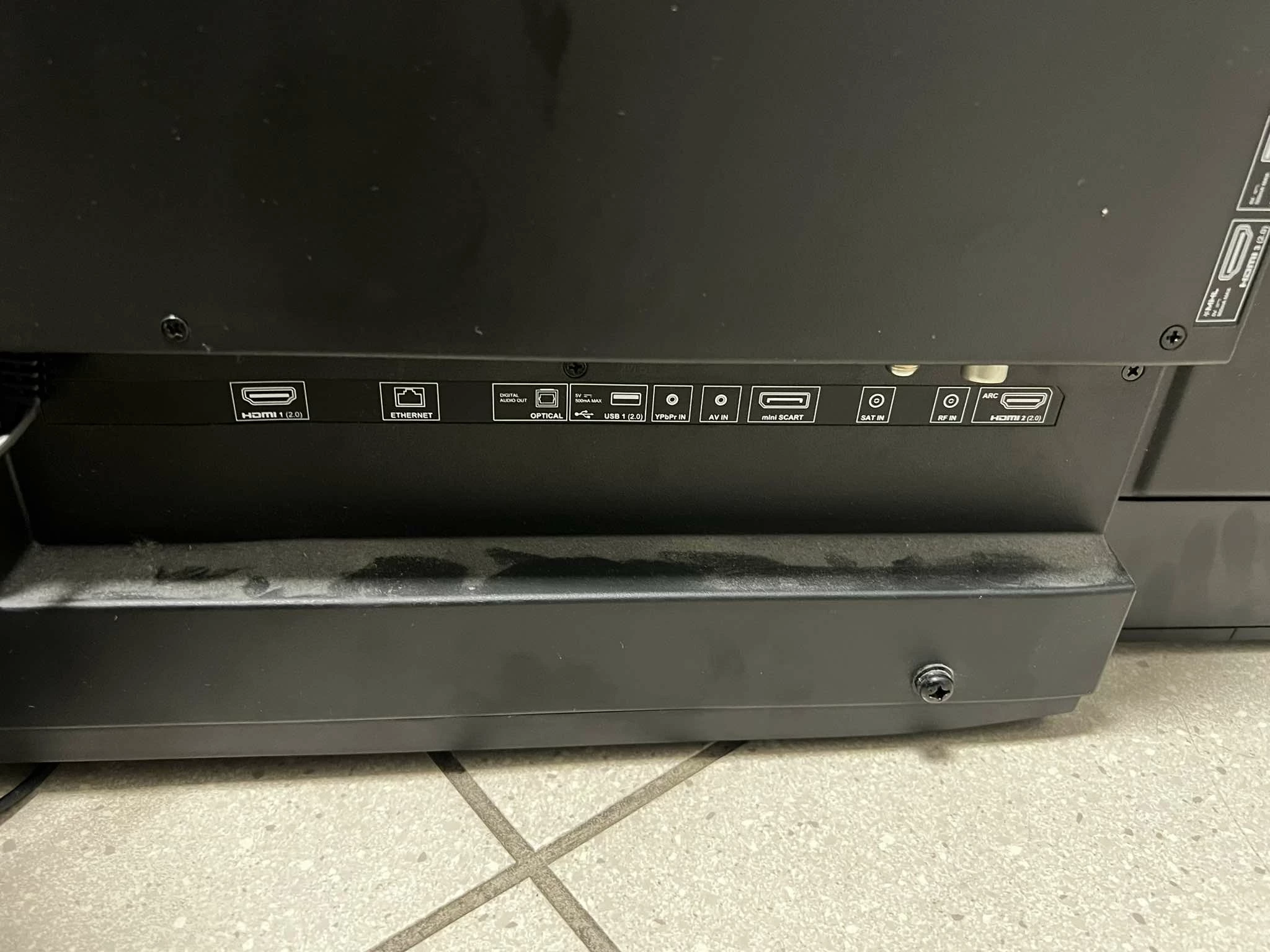 telewizor-sharp-lc-55cuf8462es-smart-full-hd-pilot-format-hd-129294-1