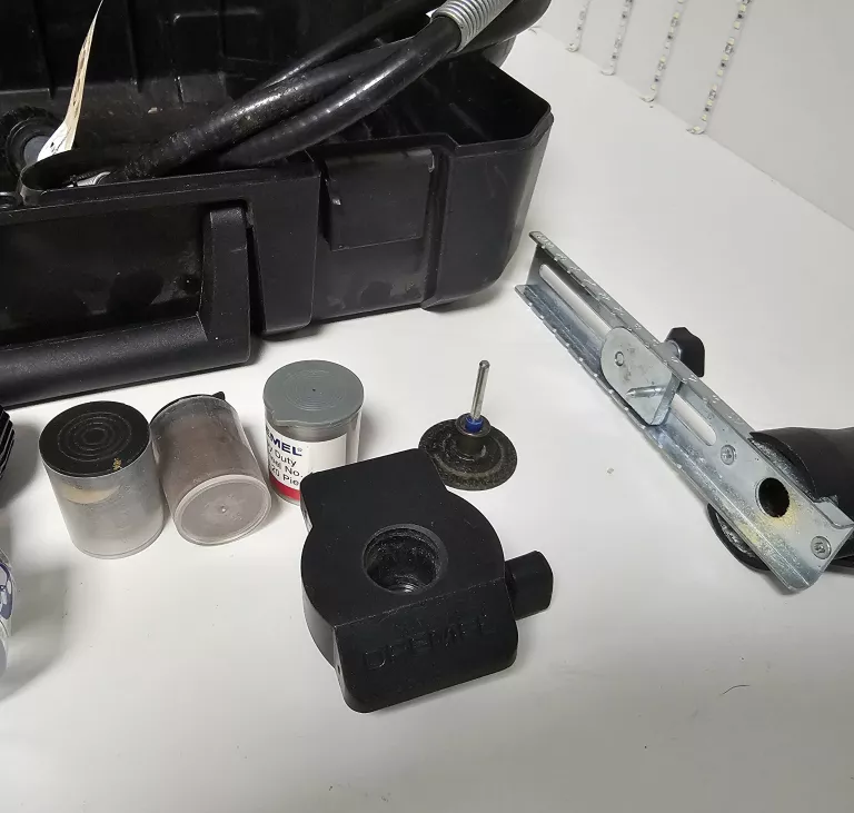 NARZĘDZIE WIELOFUNKCYJNE DREMEL 4000 + STOJAK WIERTARSKI WORKSTATION 220