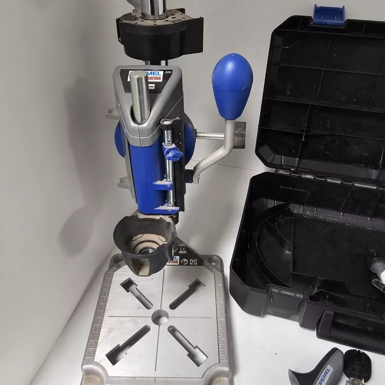 NARZĘDZIE WIELOFUNKCYJNE DREMEL 4000 + STOJAK WIERTARSKI WORKSTATION 220