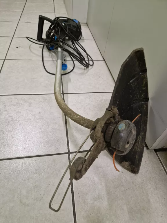 podkaszarka-elektryczna-macallister-mgtp1000-stan-11323-2