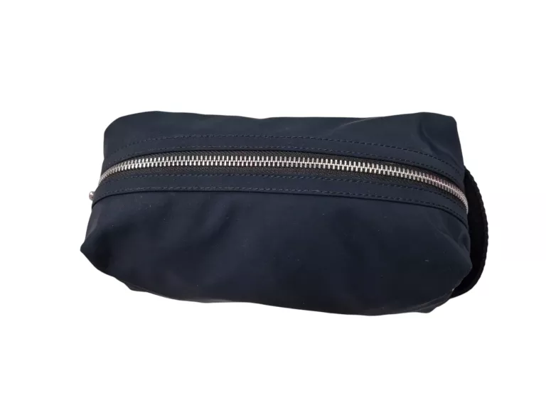 KOSMETYCZKA MASSIMO DUTTI