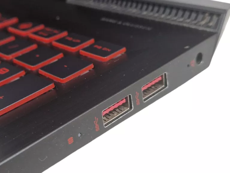 laptop-hp-omen-15-ce008nw-i5-7300hq-8gb-256ssd-1tb-gtx1050-w10-przekatna-ekranu-1560