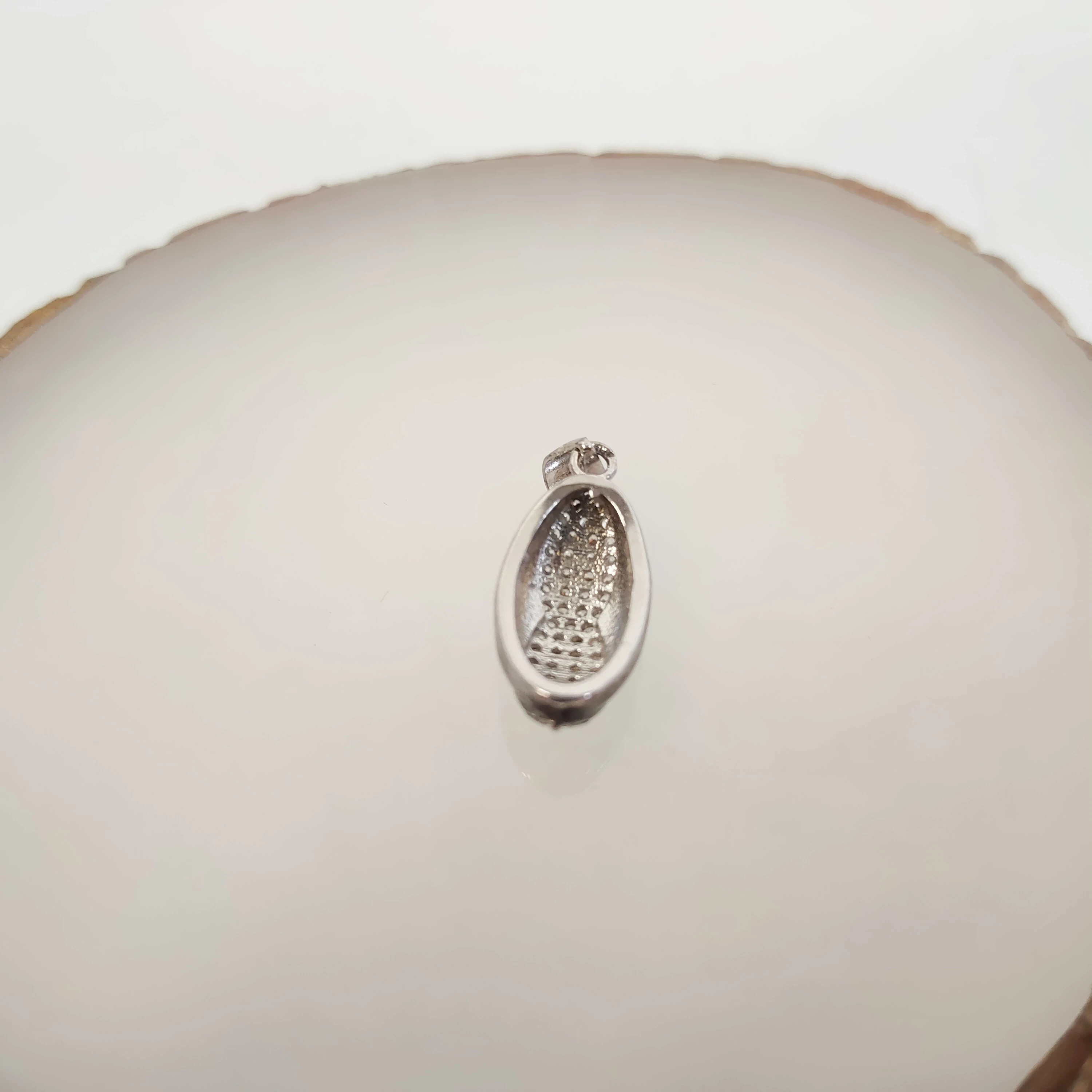 srebrna-zawieszka-z-cyrkoniami-210g-stan-11323-2